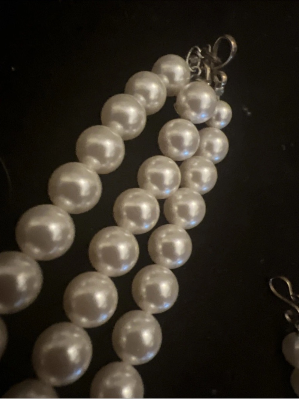 Vintage 1950s Triple Strand Faux Pearl Rhinestone Floral Statement Necklace - Picture 4 of 8